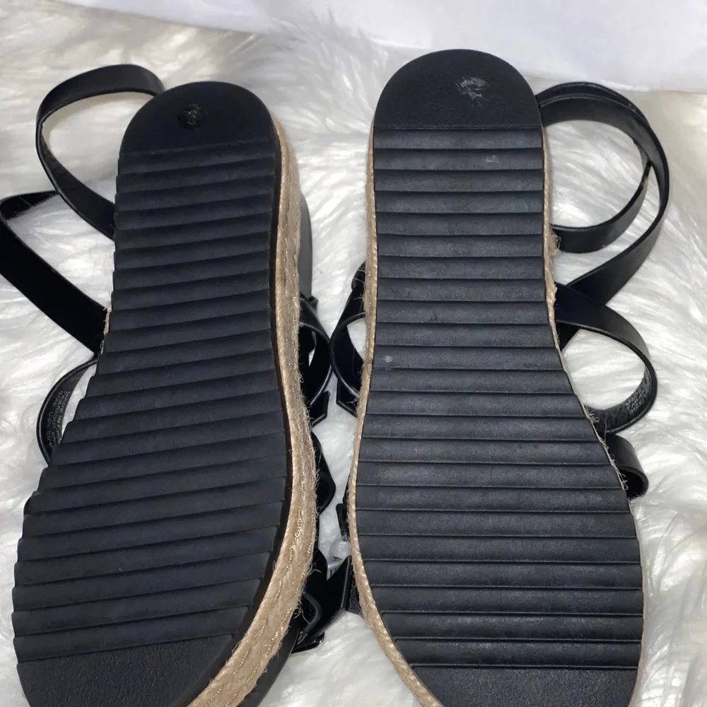 NWT U.O. BLK STRAP WEDGES W/ JUTE  9 - Picture 5 of 7